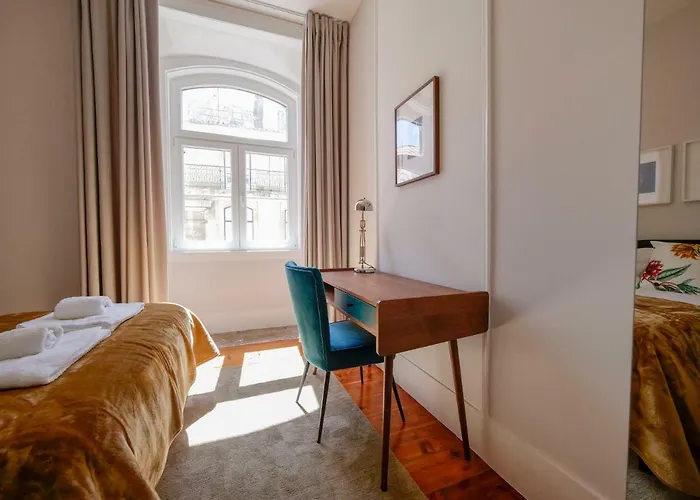 Fanqueiros 196 - Center City Apt